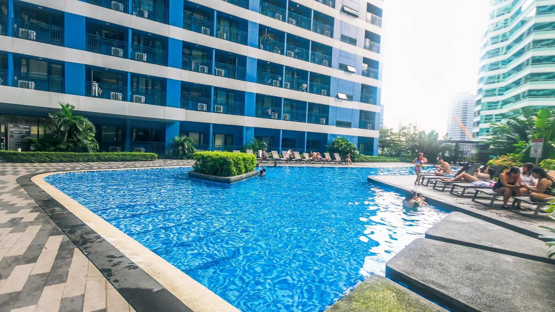 Urban Oasis Sleep In Style Makati Comfy Gym Swim Park 914 Apartment Manila 0*,  Philippines