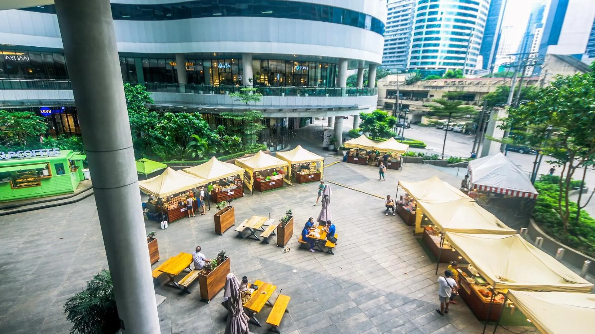 Urban Oasis Sleep In Style Makati Comfy Gym Swim Park 914 Apartment Manila
