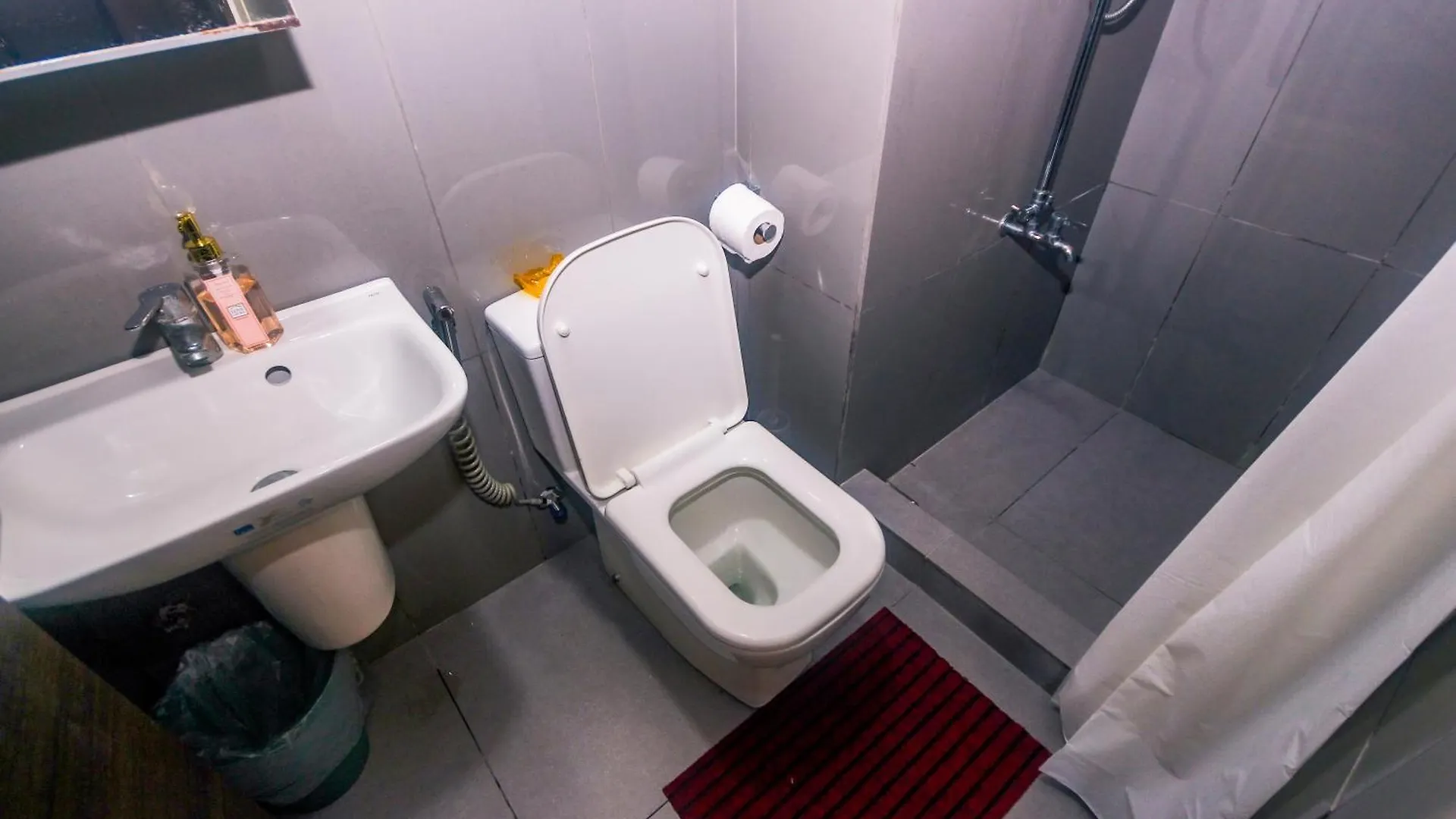 Urban Oasis Sleep In Style Makati Comfy Gym Swim Park 914 Apartment Manila