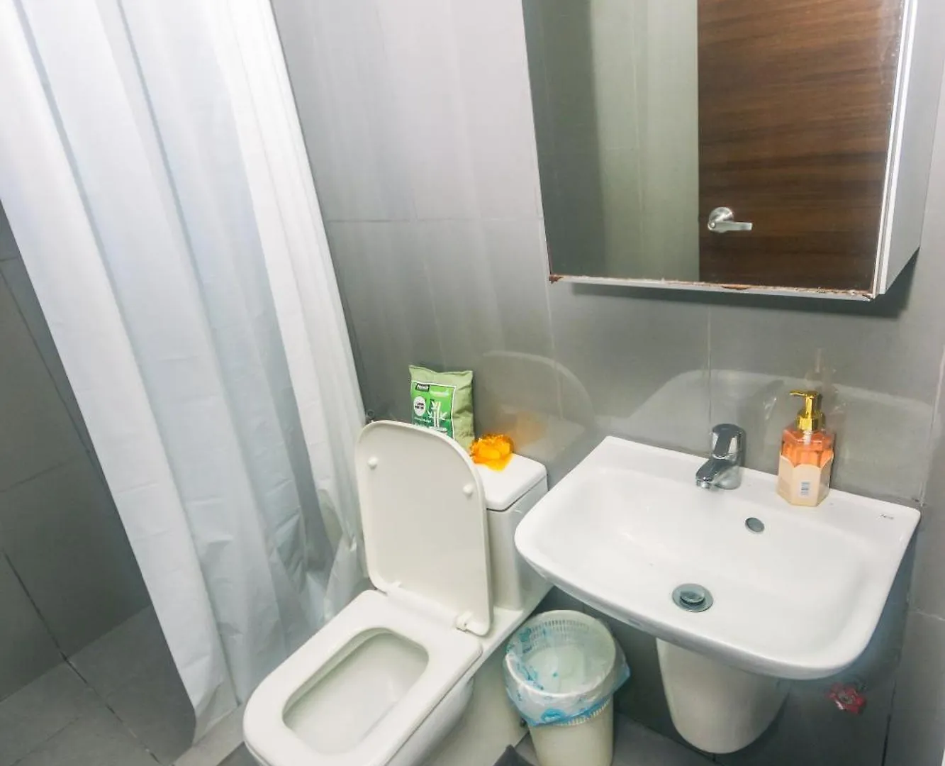 Urban Oasis Sleep In Style Makati Comfy Gym Swim Park 914 Apartment Manila 0*,