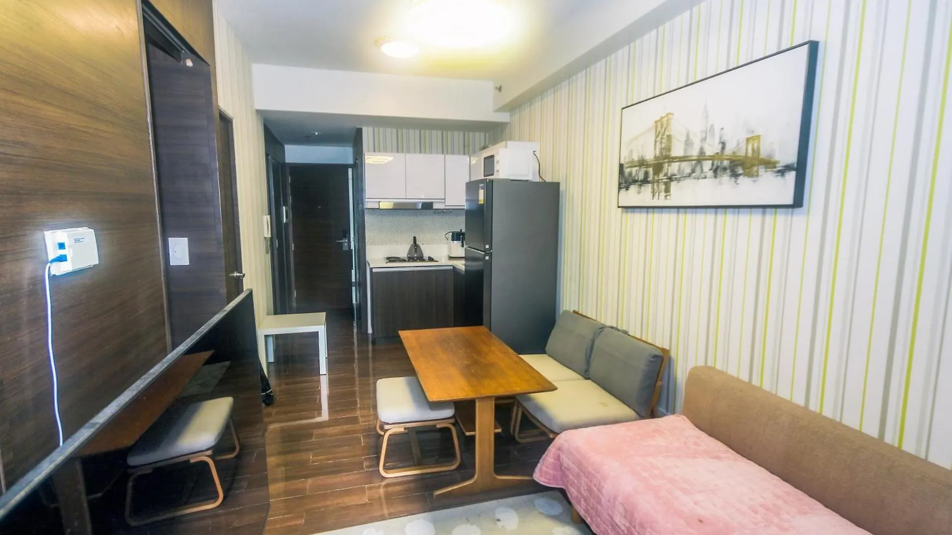 Urban Oasis Sleep In Style Makati Comfy Gym Swim Park 914 Apartment Manila Philippines